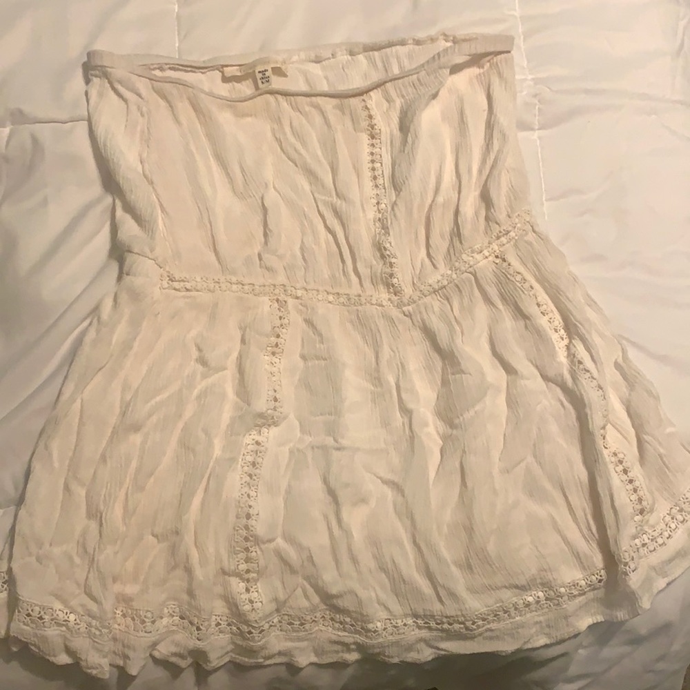 Francesca’s White Cover Up